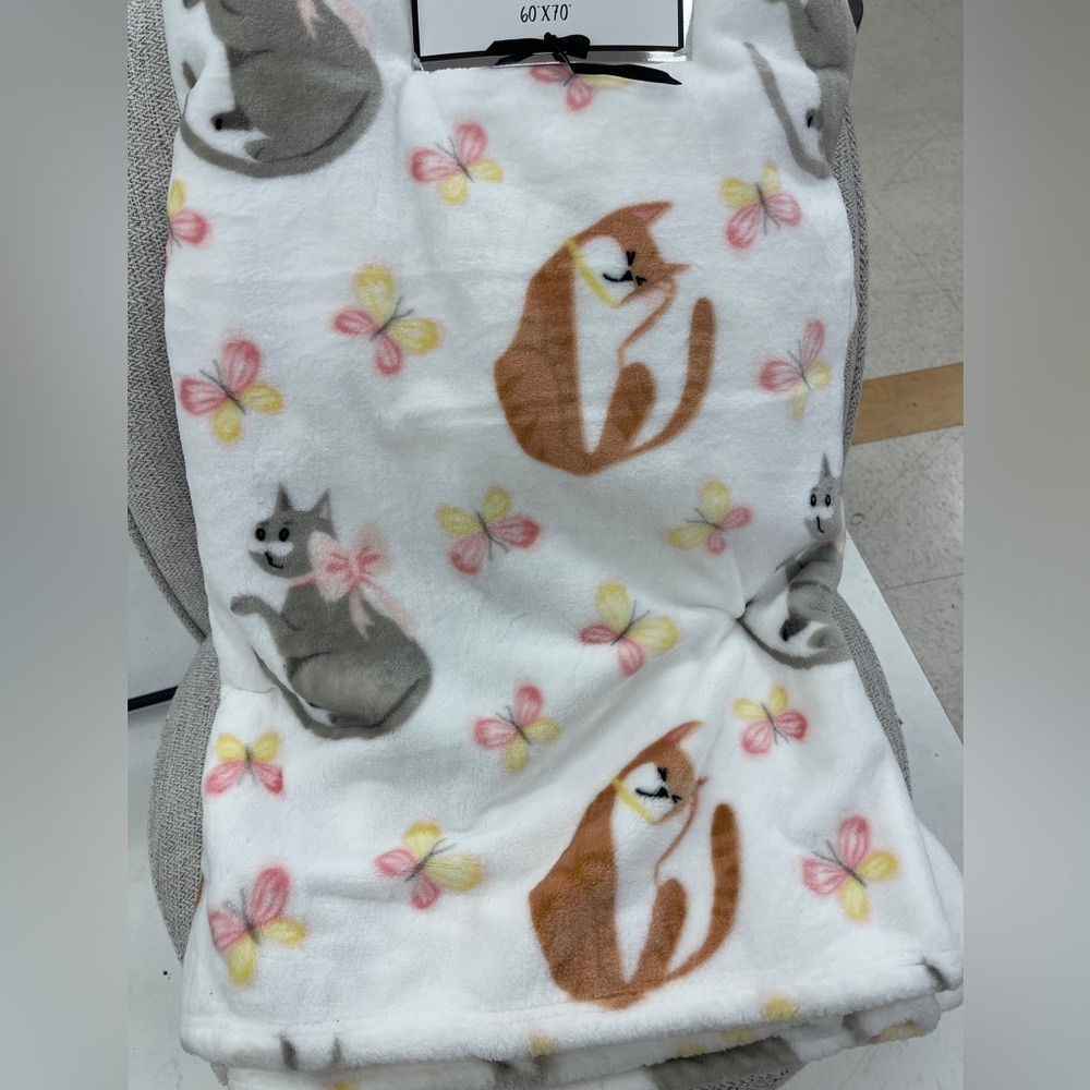 Spring Cats in Pink bows w/Butterflies Grey & Orange Cat Plush Throw blanket NWT